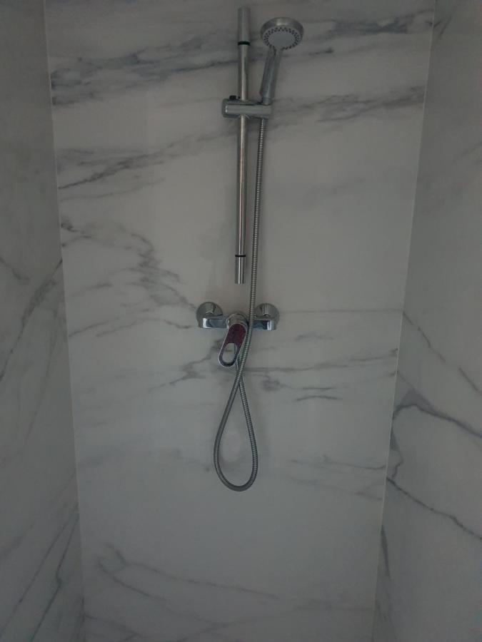 B96 Suites Брюксел Екстериор снимка
